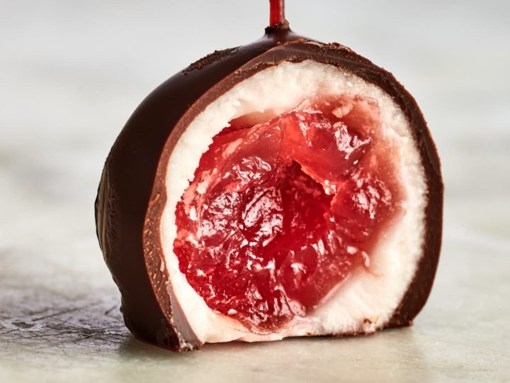 Types of Chocolate for Covered Cherries And What You Can Choose