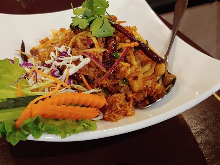 Exotic Food Thailand’s Vegan, Gluten‑Free Goodies and Eight Stellar Srirachas for Curious Cooks